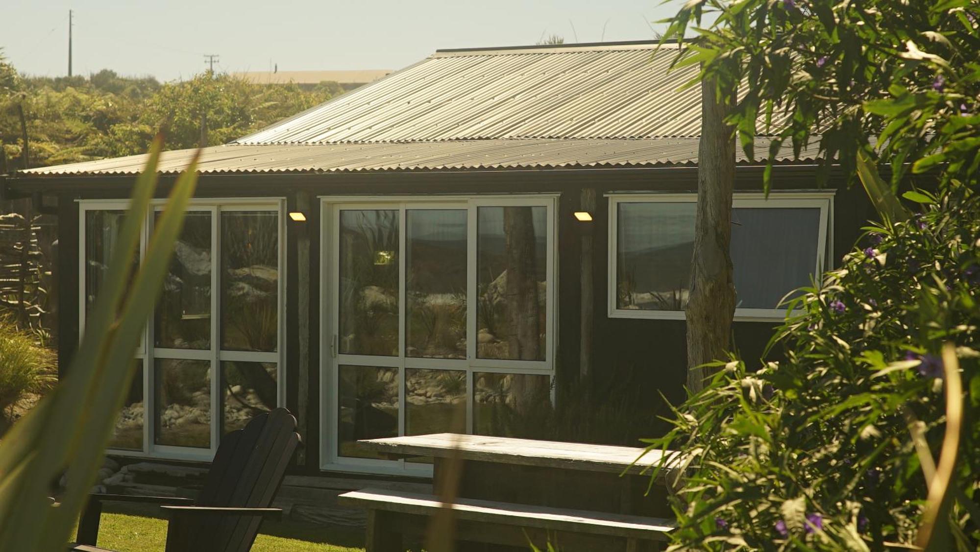 Rustic Beachfront Cottage Чарльстон Экстерьер фото